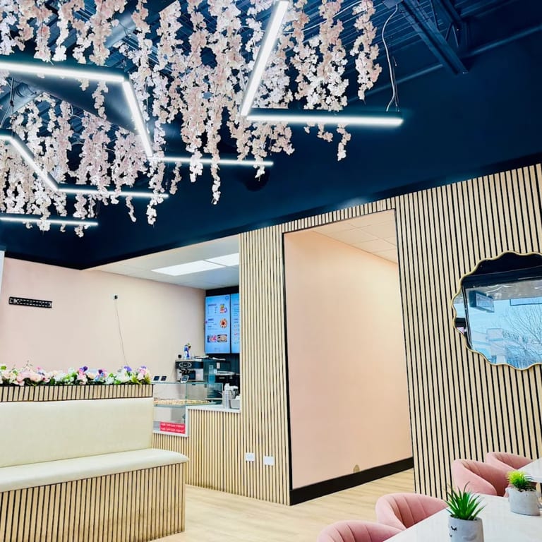 Fun & Floral Dine-In Vibes